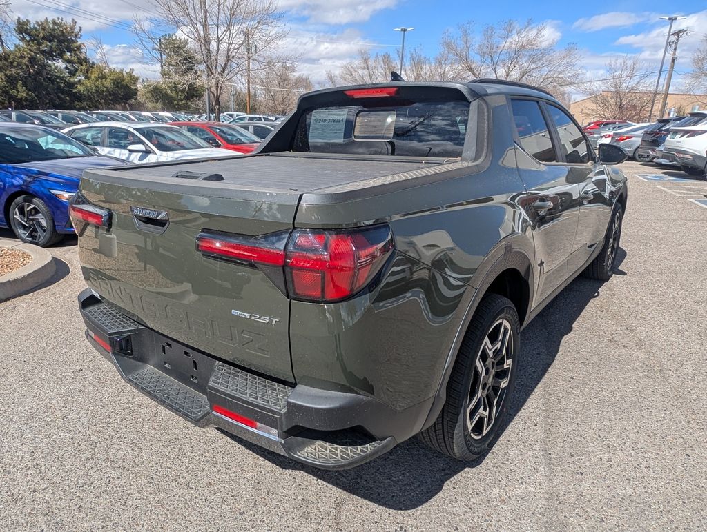 2025 Hyundai Santa Cruz Limited photo 3