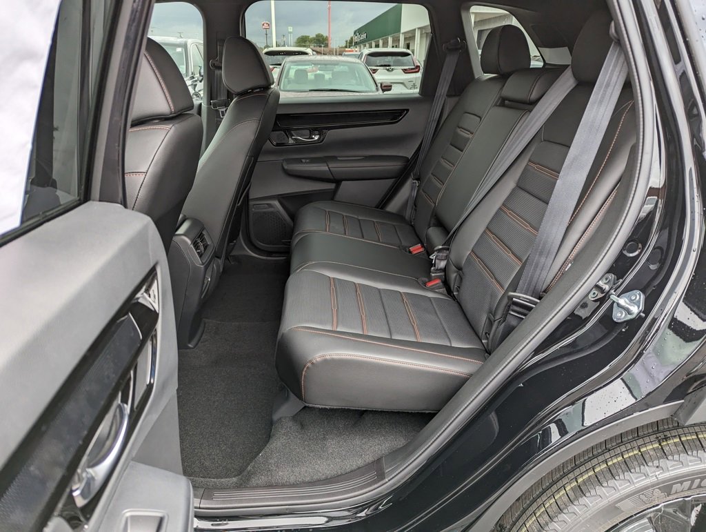 2026 Honda CR-V Hybrid Sport Touring photo 8