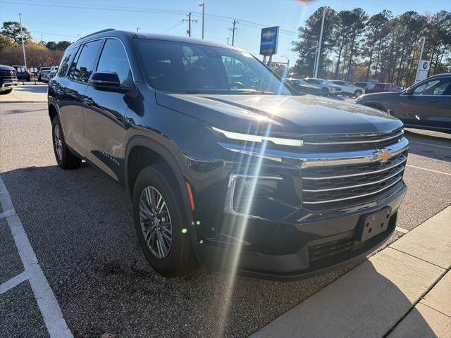 2025 Chevrolet Traverse LT's photo