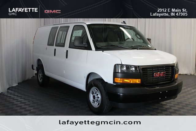 2025 GMC Savana Cargo Work Van's photo