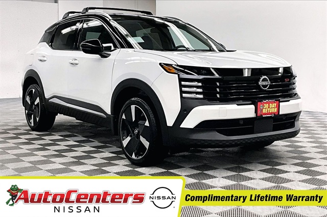 2026 Nissan KICKS SR's photo