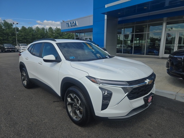 2024 Chevrolet Trax LT's photo