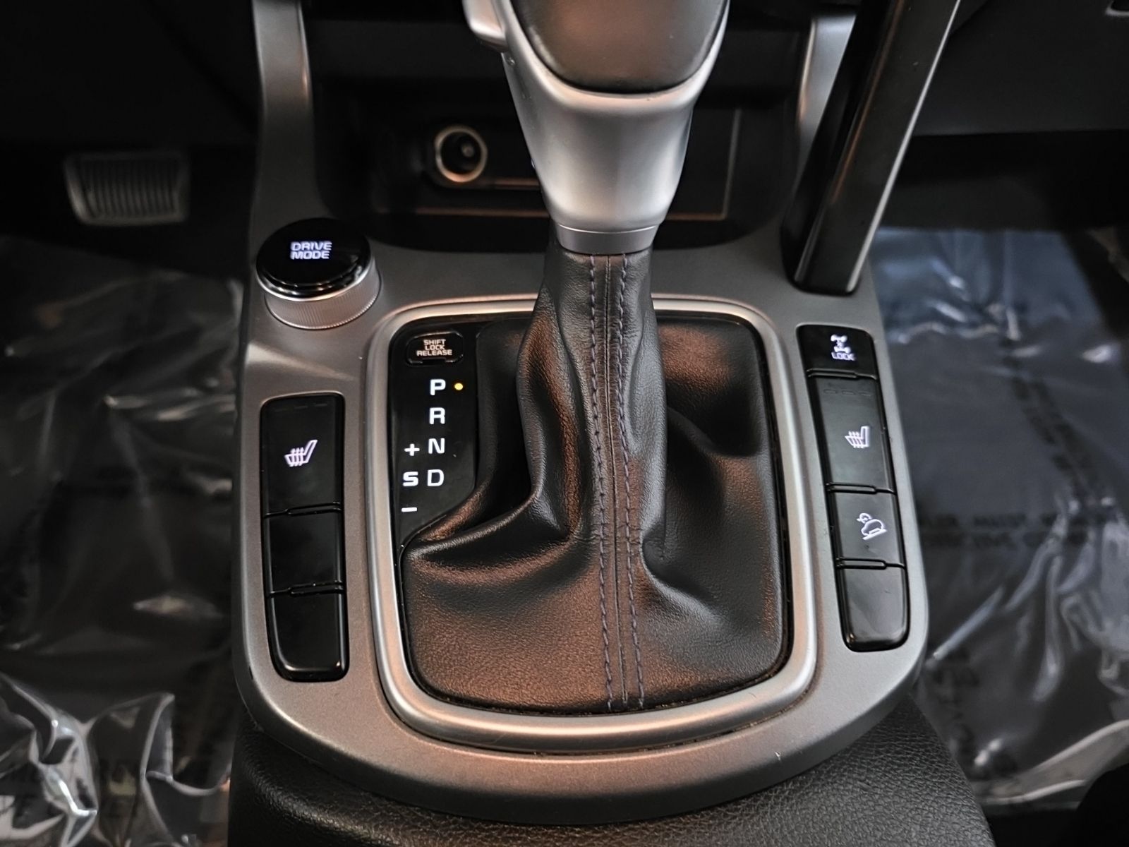 2021 Kia Seltos S photo 18