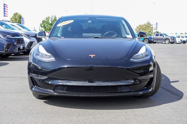 2018 Tesla Model 3 Long Range photo 2