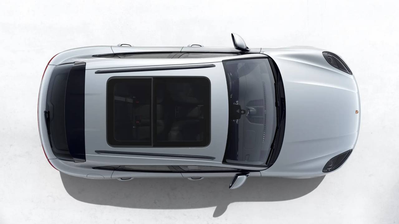 2026 Porsche Macan T photo 5