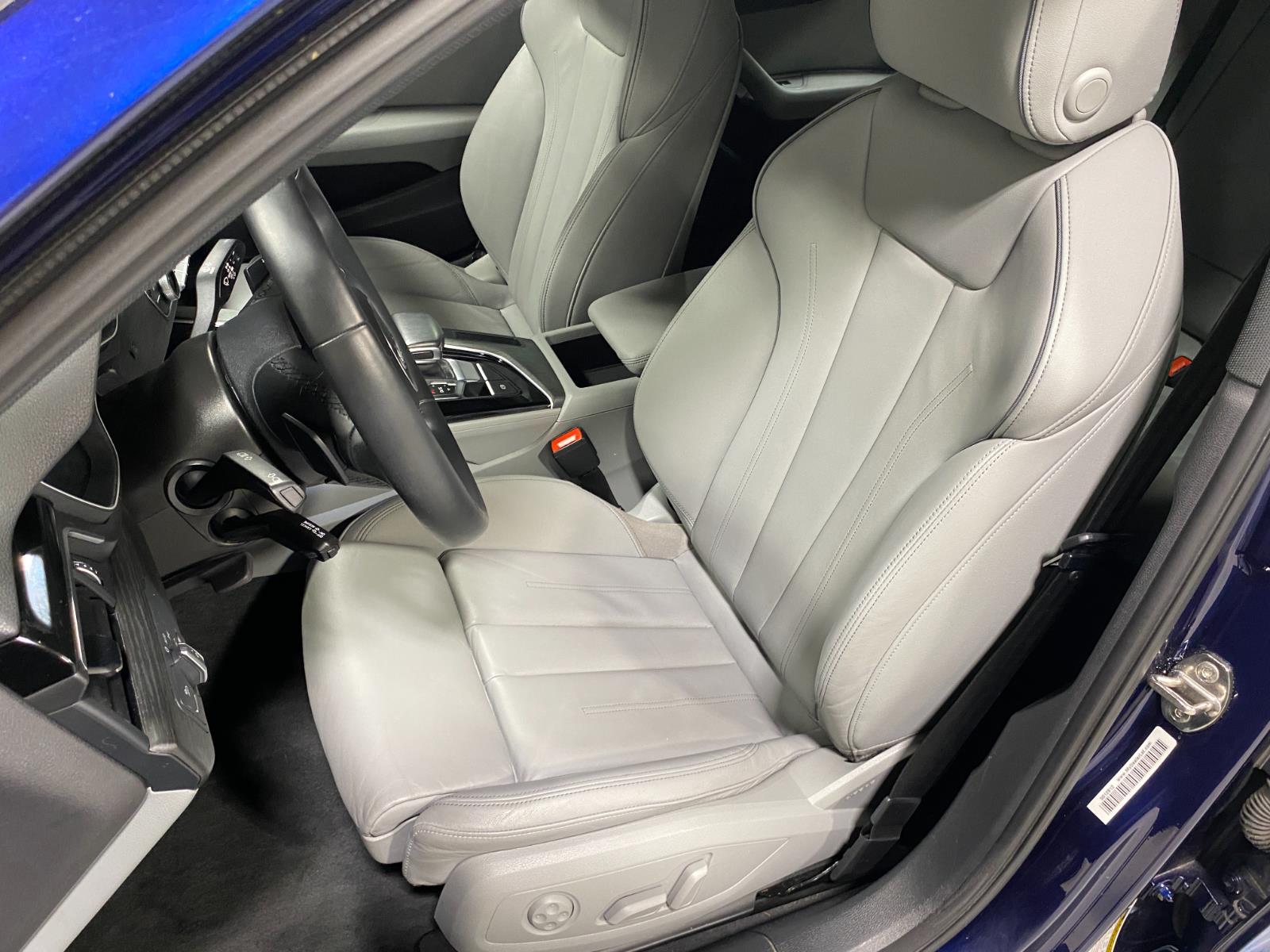 2021 Audi A4 S line Premium photo 3