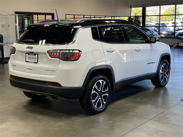2022 Jeep Compass Limited photo 2