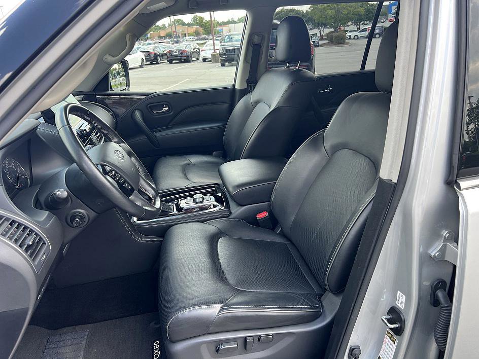 2023 Infiniti QX80 Luxe photo 12