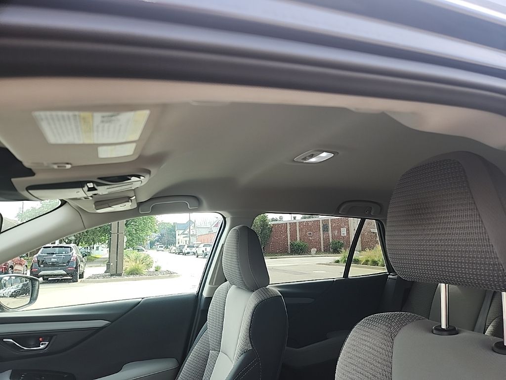 2025 Subaru Outback Premium photo 12