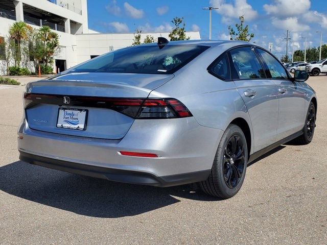 2025 Honda Accord 1.5T SE photo 2