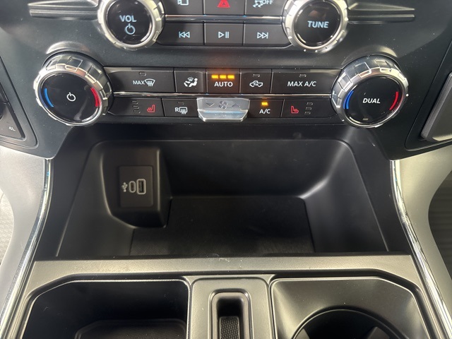 2025 Ford F-150 XLT photo 27