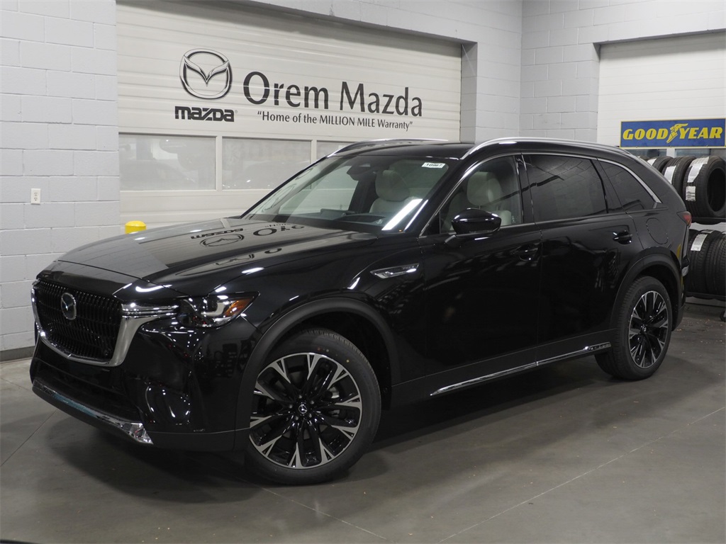 2025 Mazda CX-90 Premium Plus Package's photo