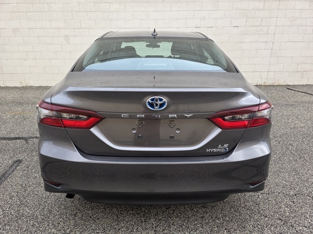 2023 Toyota Camry Hybrid LE photo 3
