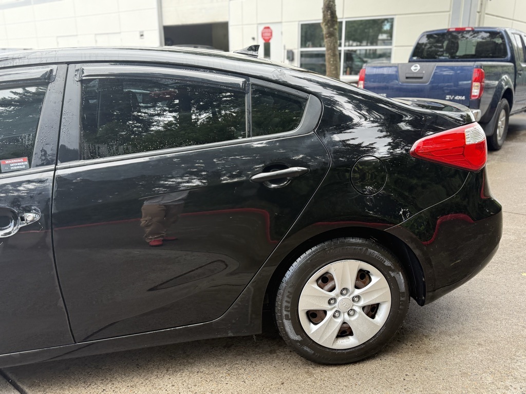 2015 Kia Forte LX photo 8