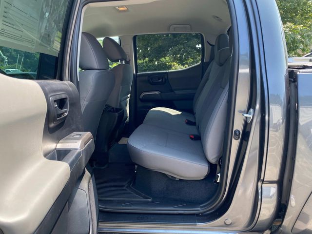 2021 Toyota Tacoma SR5 photo 10