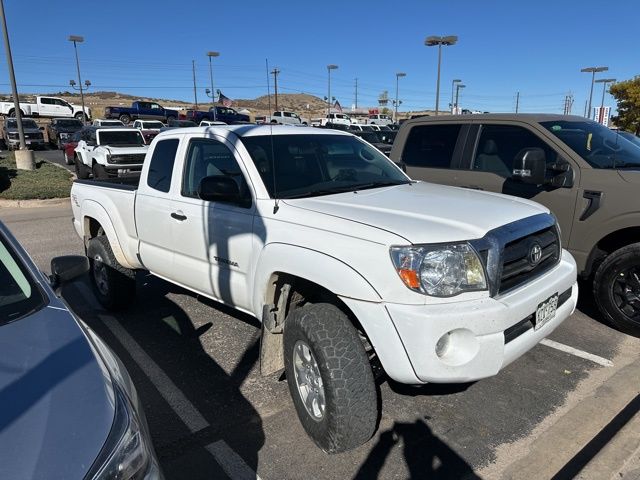 Used 2008 Toyota Tacoma Base with VIN 5TEUU42NX8Z574512 for sale in Castle Rock, CO