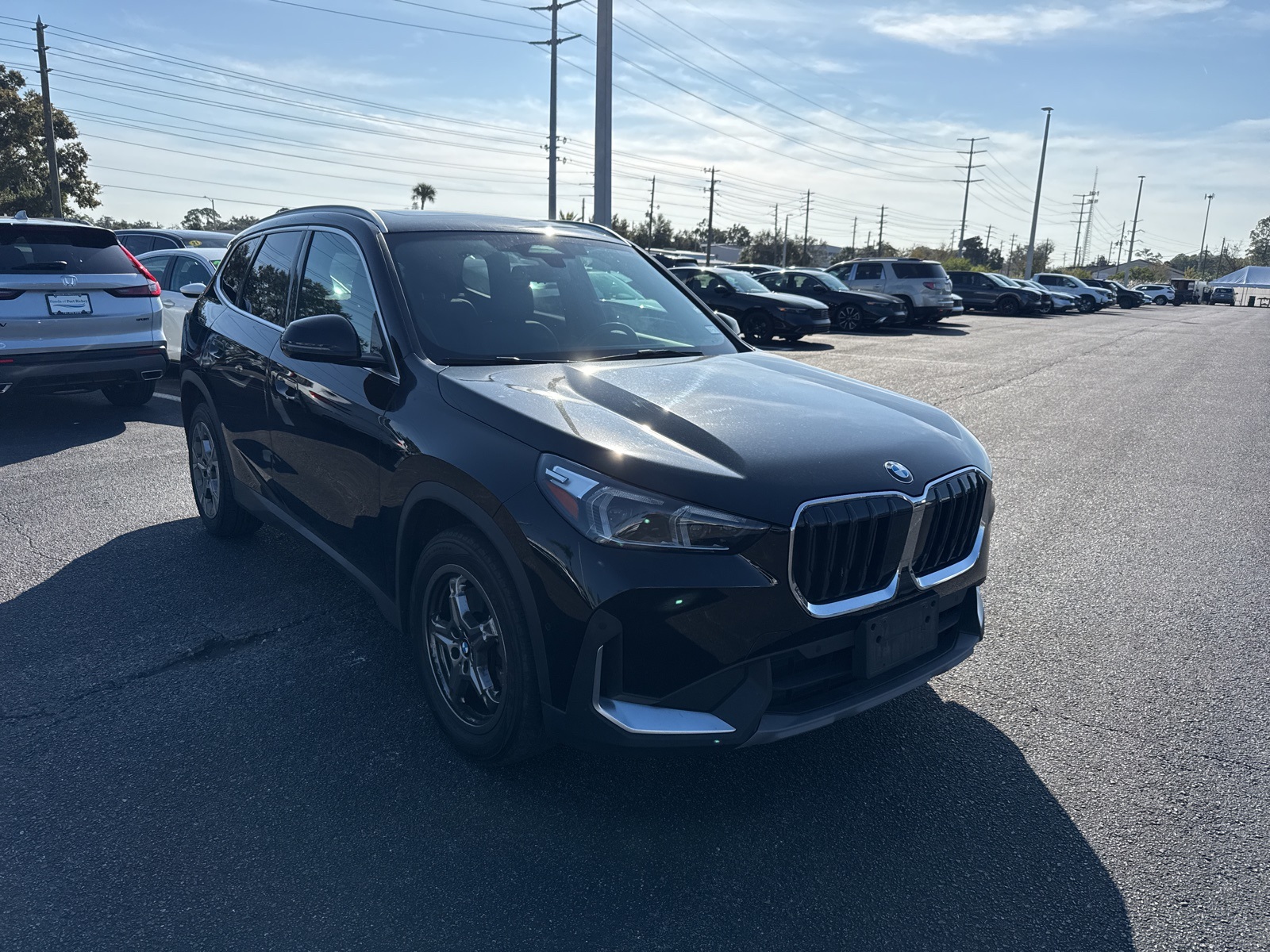 2023 BMW X1 28i's photo