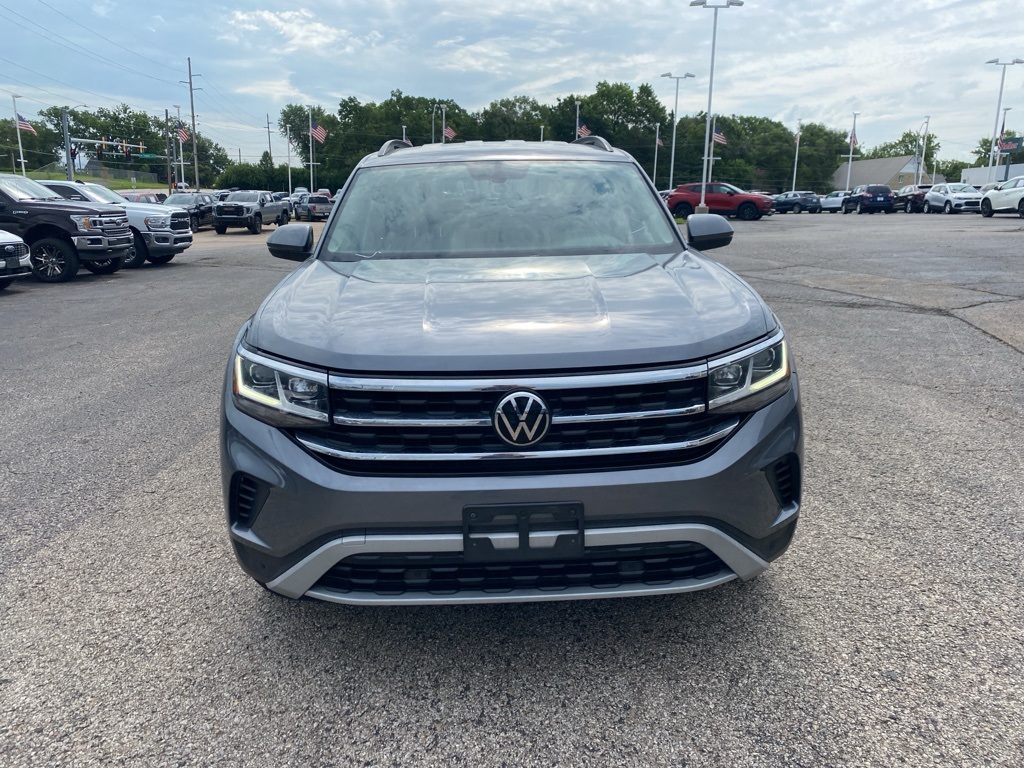 2023 Volkswagen Atlas SE Technology photo 2