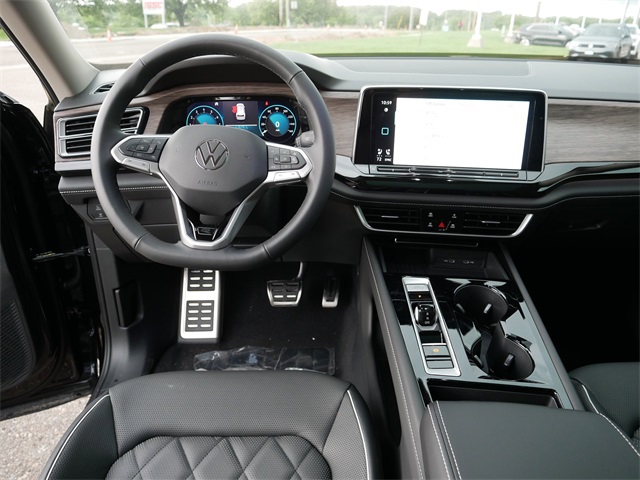 2025 Volkswagen Atlas SEL Premium R-Line photo 9