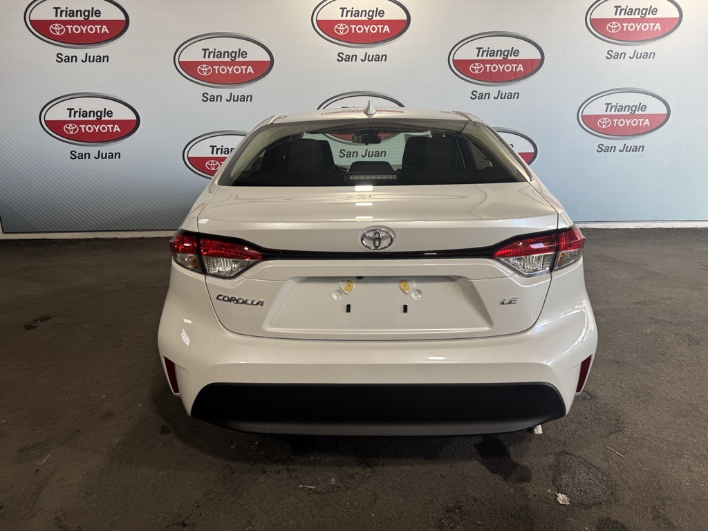 2025 Toyota Corolla LE photo 4