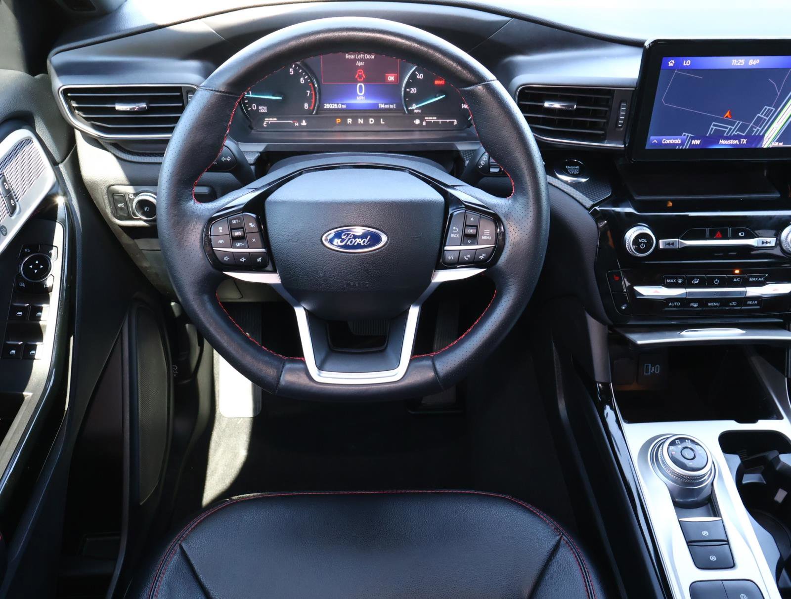 2023 Ford Explorer ST-Line photo 10