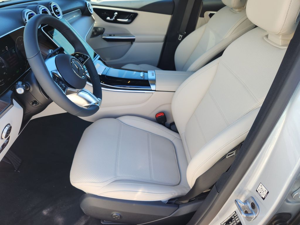 2026 Mercedes Benz GLC 350e 4MATIC photo 12