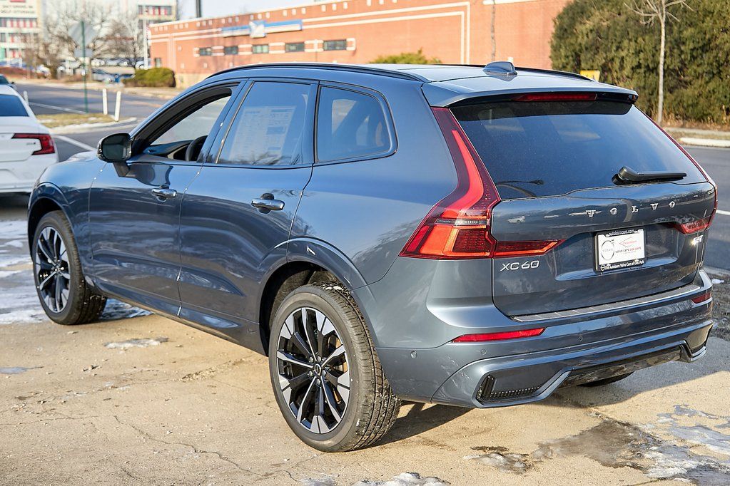 2026 VOLVO XC60 - Image 6