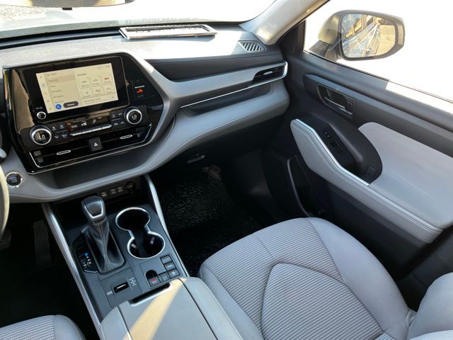 2023 Toyota Highlander Limited Platinum XLE XSE photo 9
