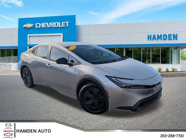 2024 Toyota Prius LE's photo