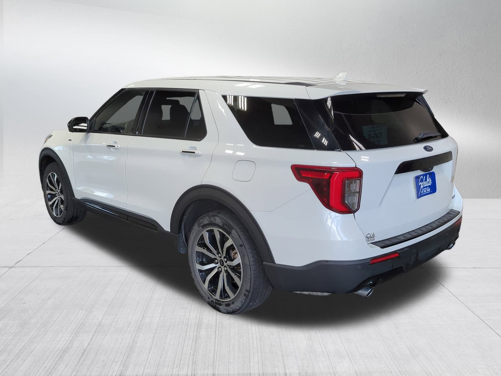 2022 Ford Explorer ST-Line photo 3