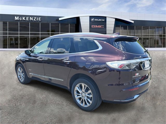 2023 Buick Enclave Avenir photo 3