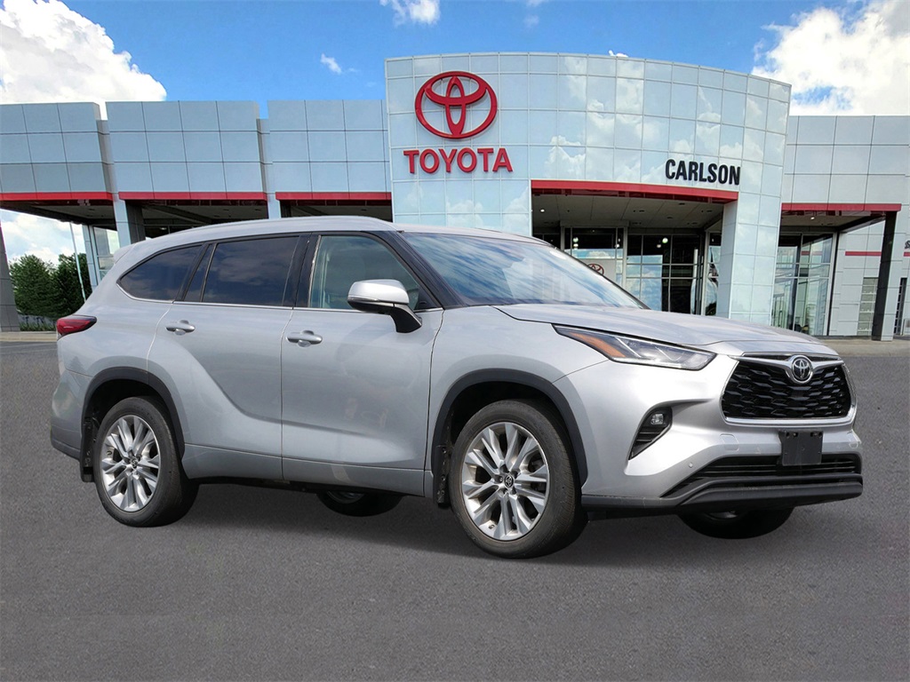 Certified 2022 Toyota Highlander Limited with VIN 5TDDZRBH8NS222000 for sale in Minneapolis, Minnesota