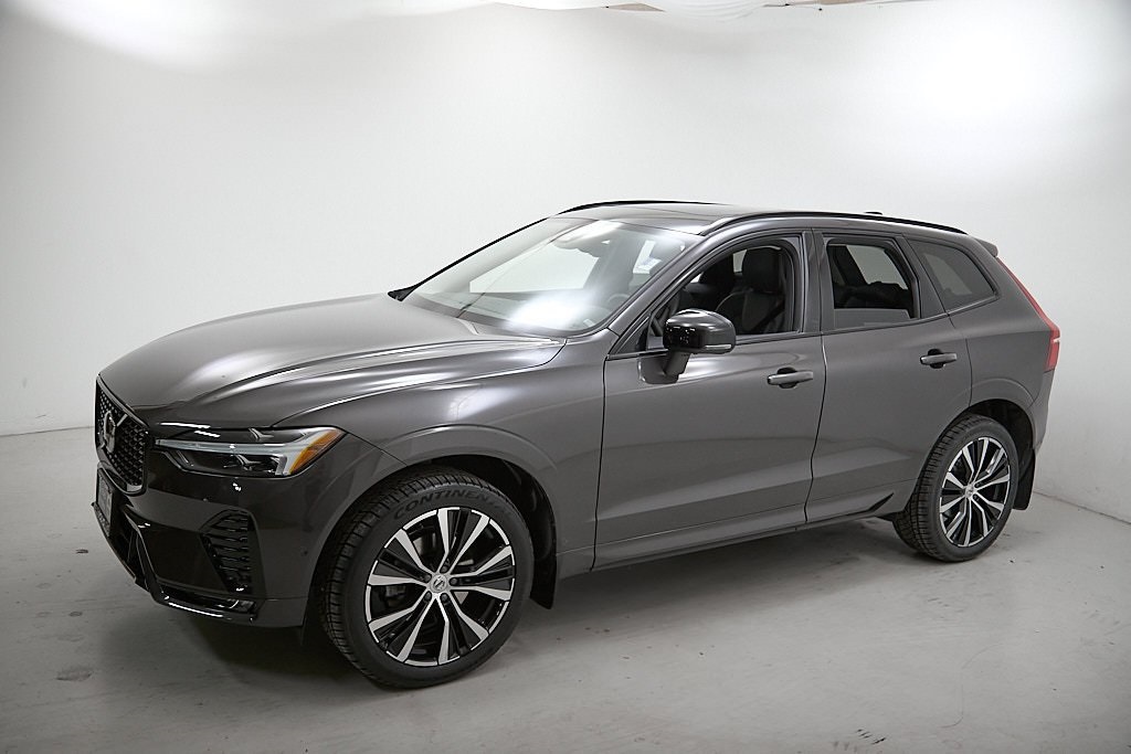 2023 VOLVO XC60 - Image 5