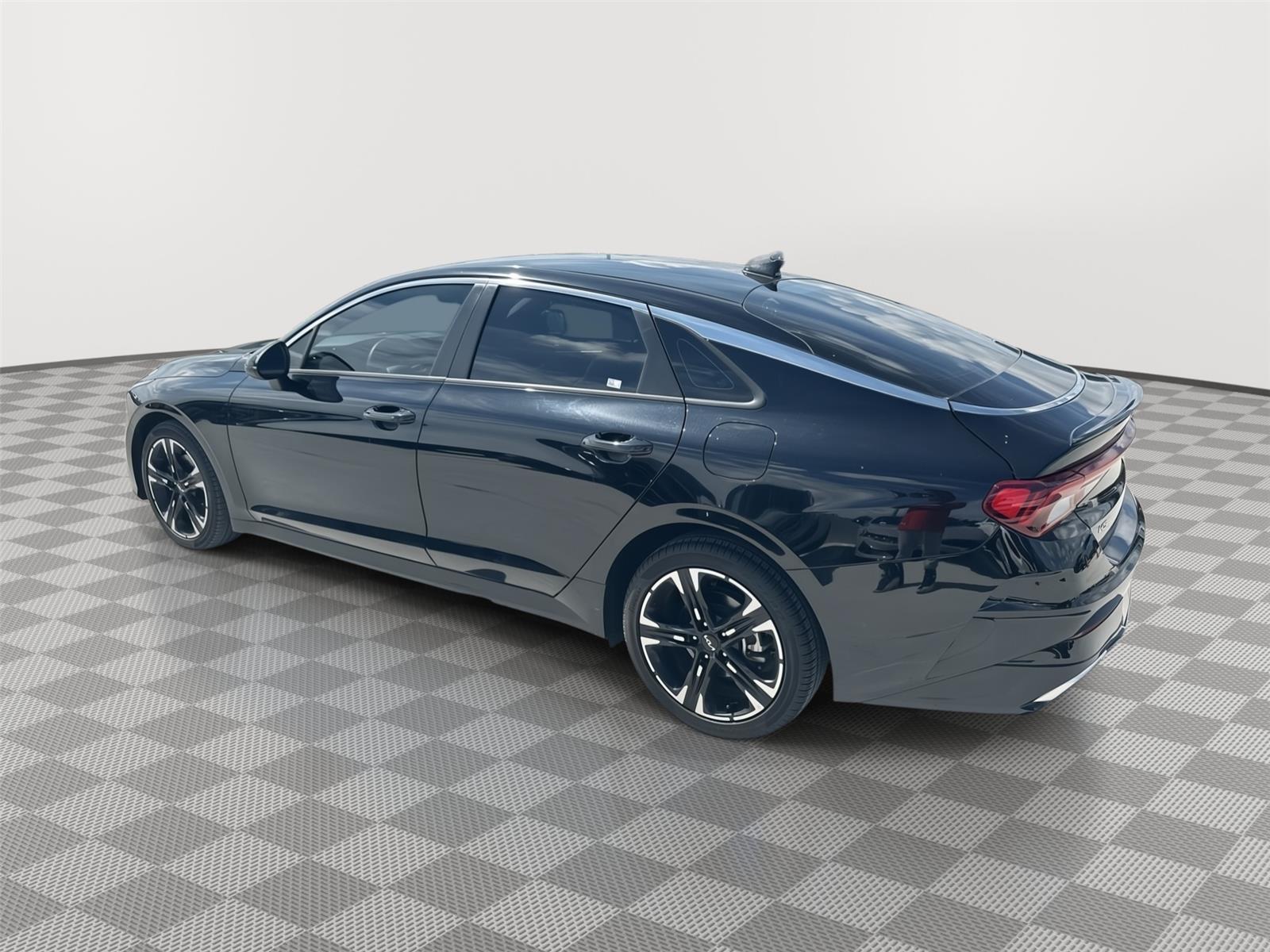 2023 Kia K5 GT-Line photo 6