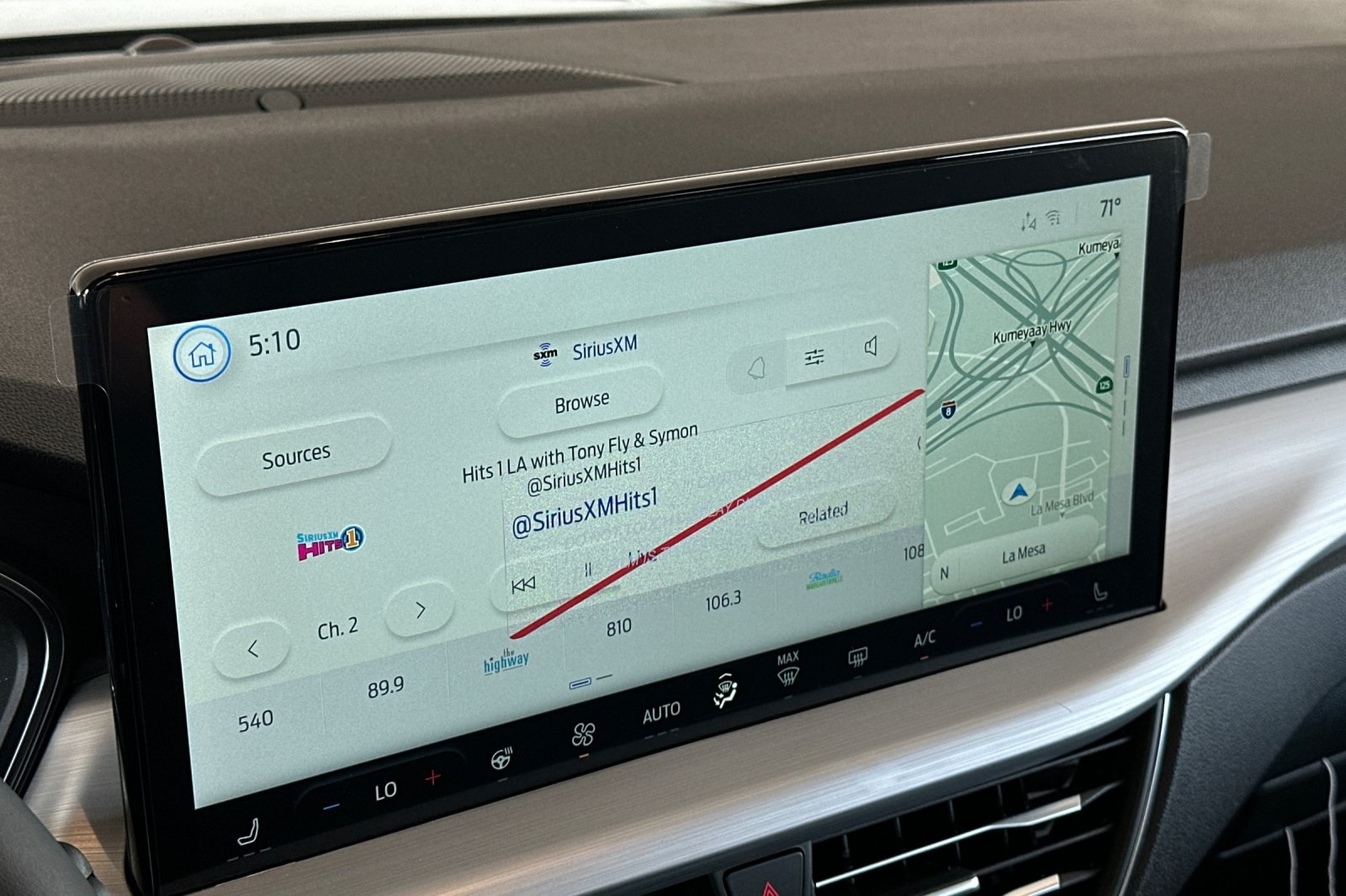 2025 Ford Escape Plug-In Hybrid Base photo 17
