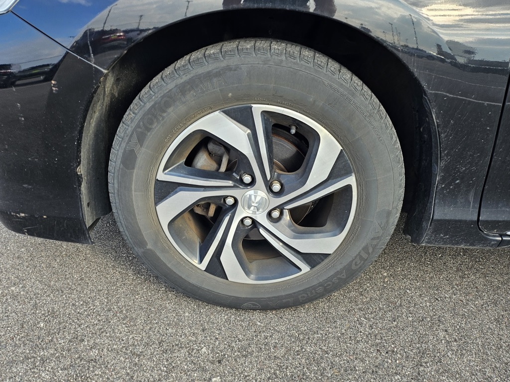 2016 Honda Accord LX photo 11