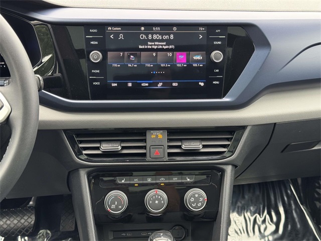 2023 Volkswagen Taos SE photo 19