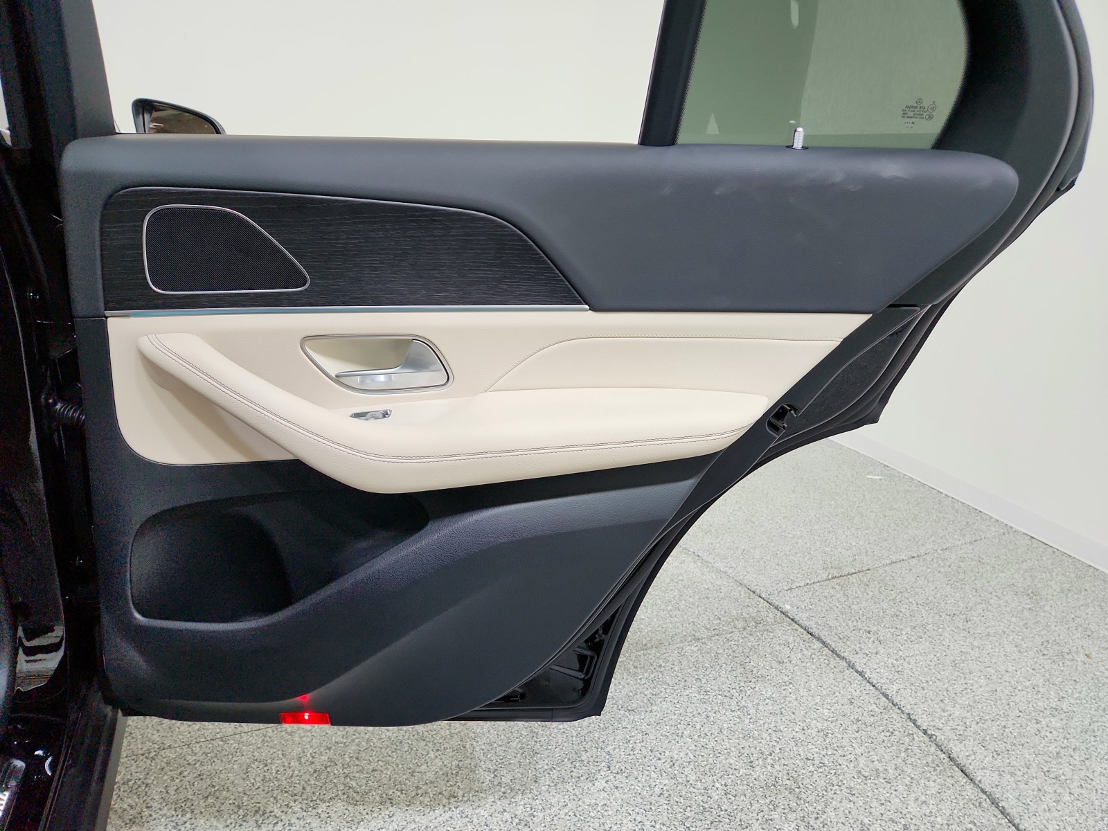 2025 Mercedes Benz GLE 350 4MATIC photo 41