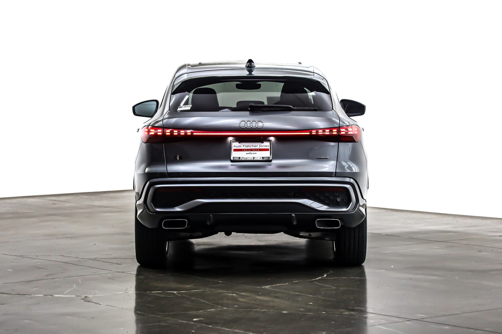 2025 Audi Q5 Sportback Premium Plus TFSI photo 2