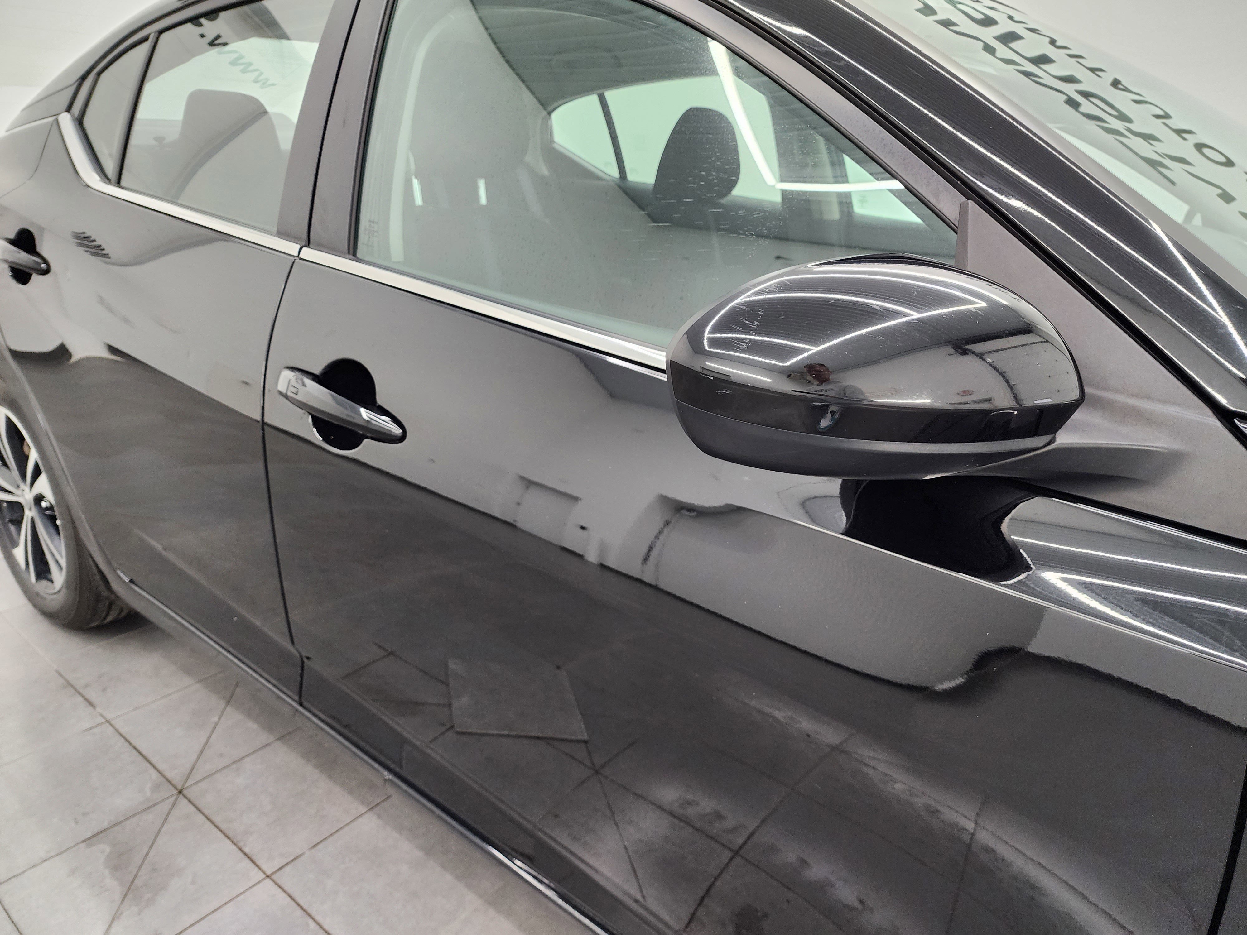 2023 Nissan Sentra SV photo 4