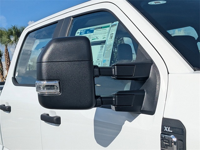 2026 Ford F-350 photo 10
