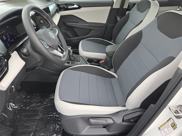 2025 Volkswagen Taos S photo 6