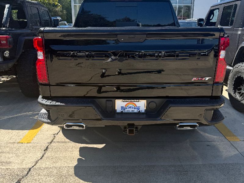 2021 Chevrolet Silverado 1500 RST photo 4