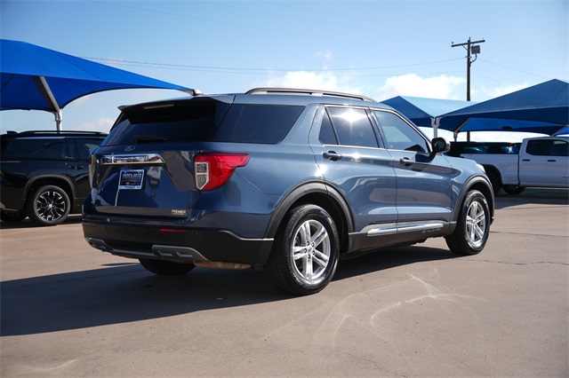 2021 Ford Explorer XLT photo 4