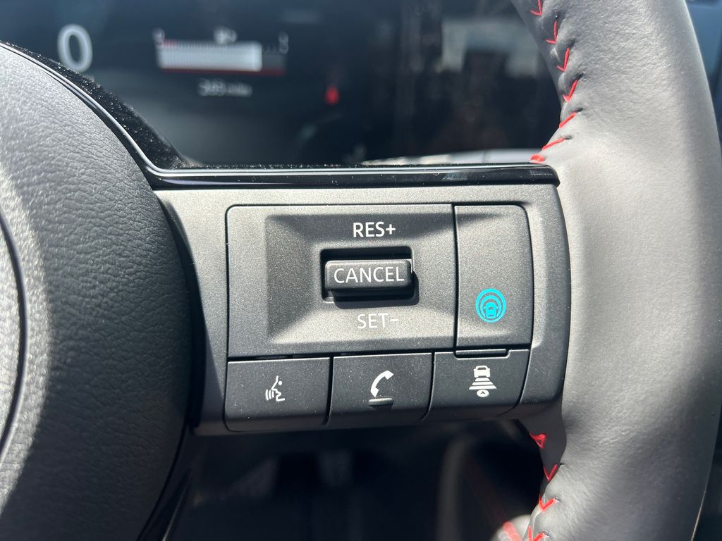 2026 Nissan Kicks SR photo 26