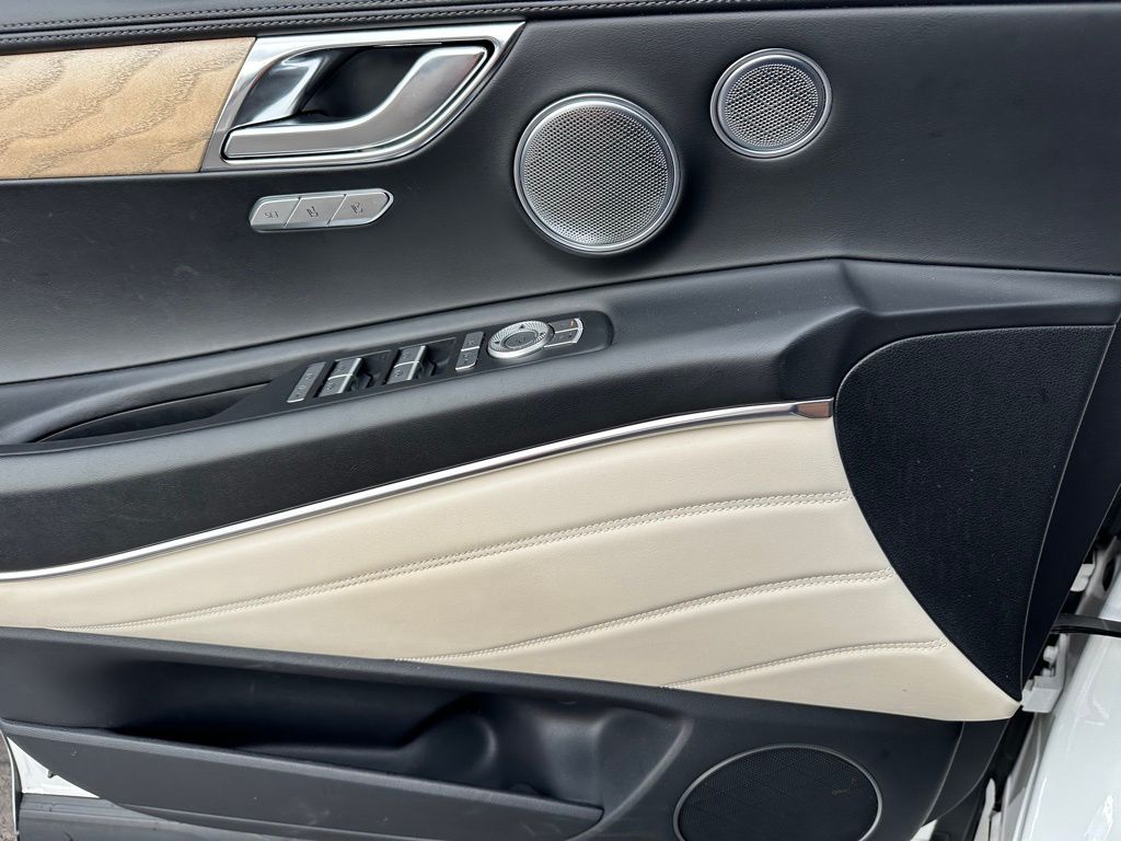 2022 Genesis GV80 3.5T AWD photo 16