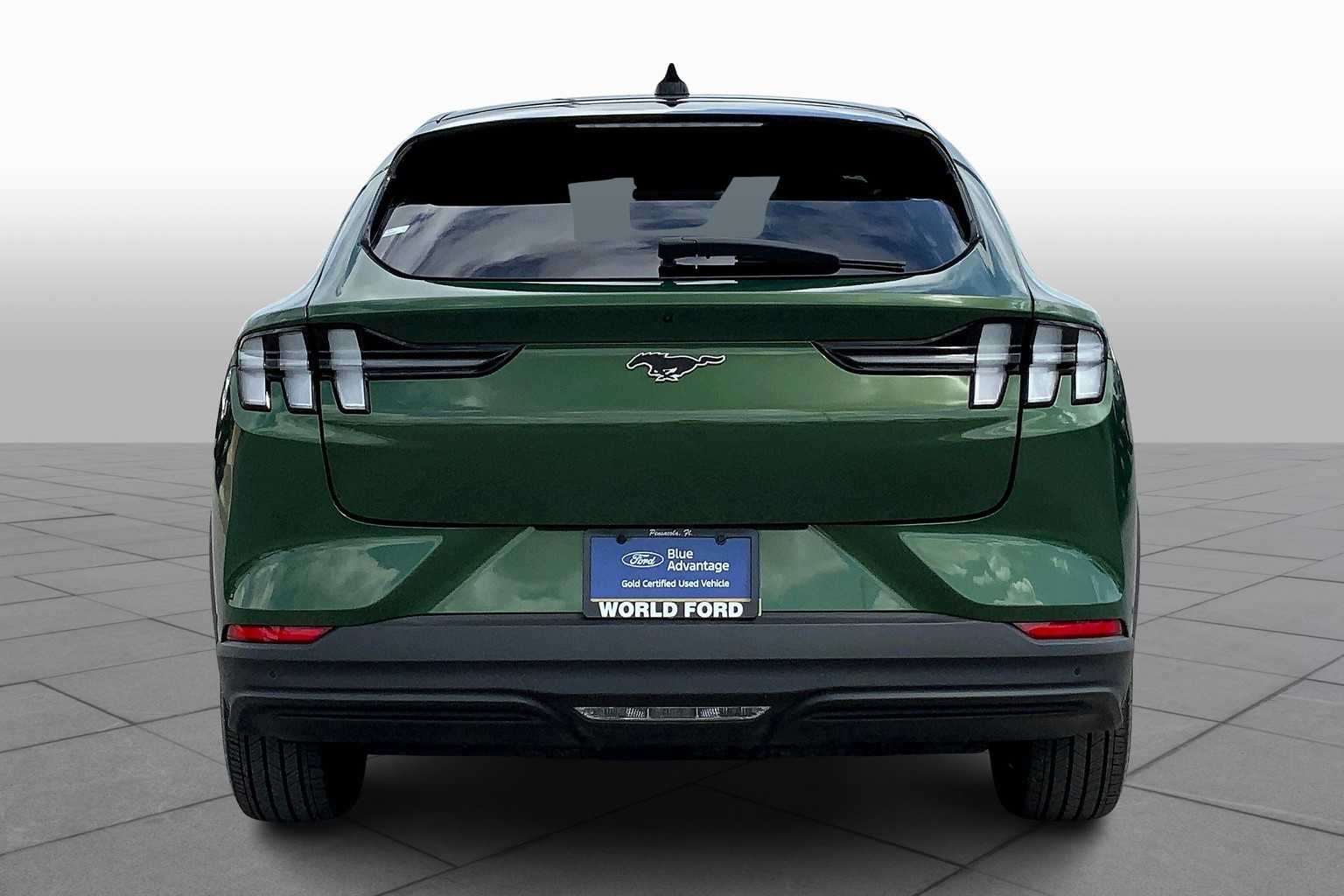 2024 Ford Mustang Mach-E Select photo 4