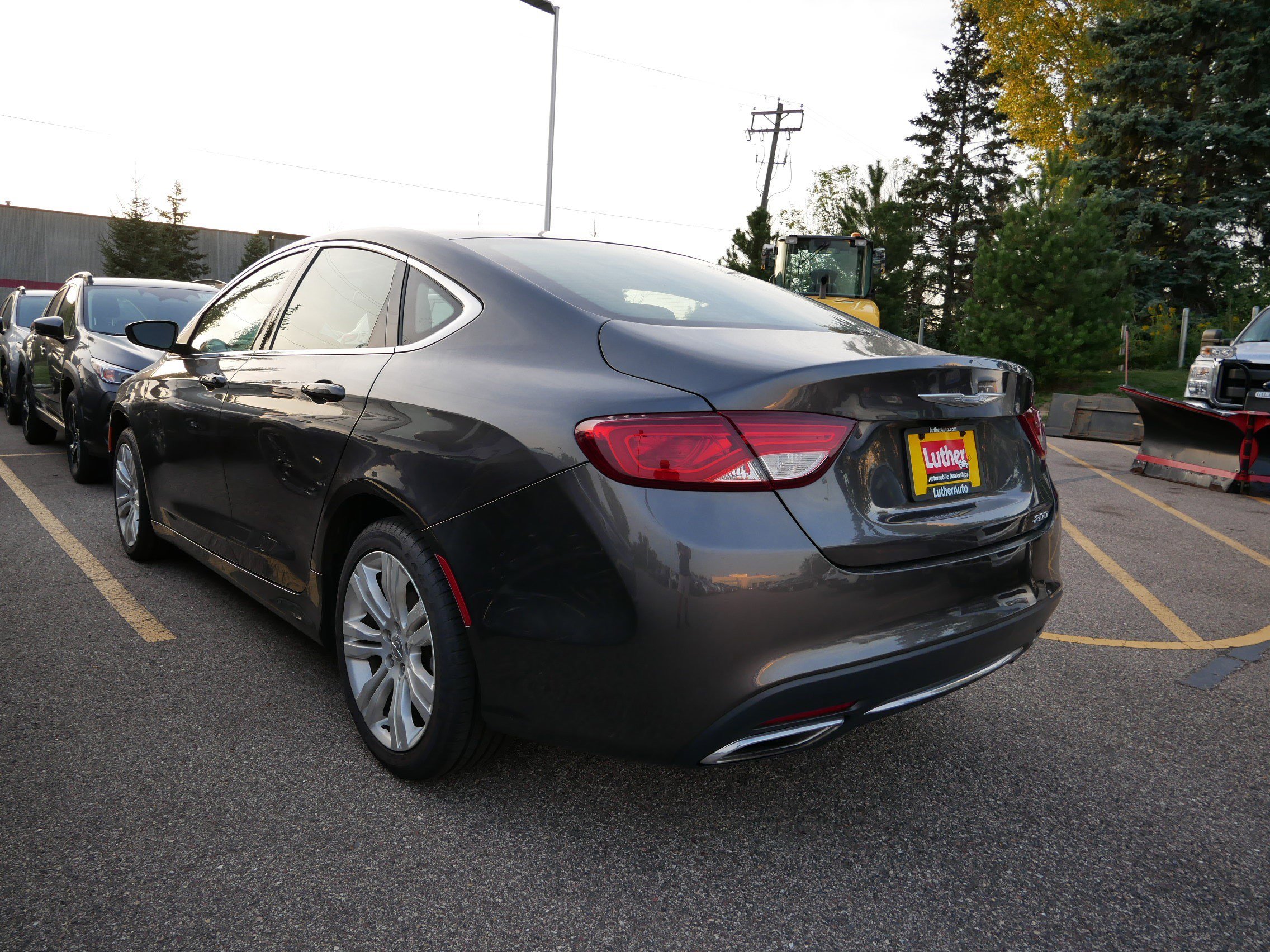 2016 Chrysler 200 Limited photo 4