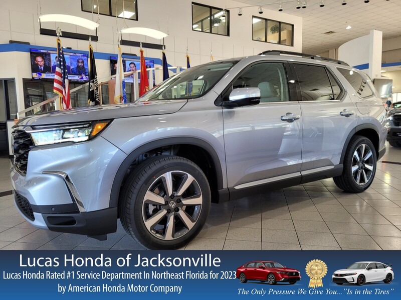 2025 Honda Pilot Touring's photo