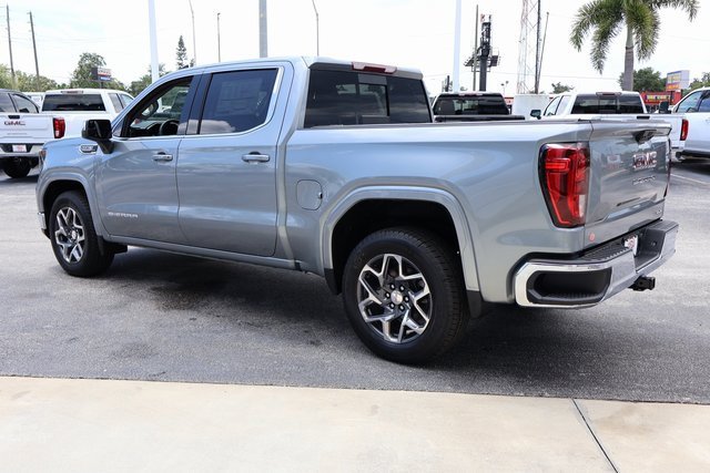 2026 Gmc Sierra 1500 SLE photo 2